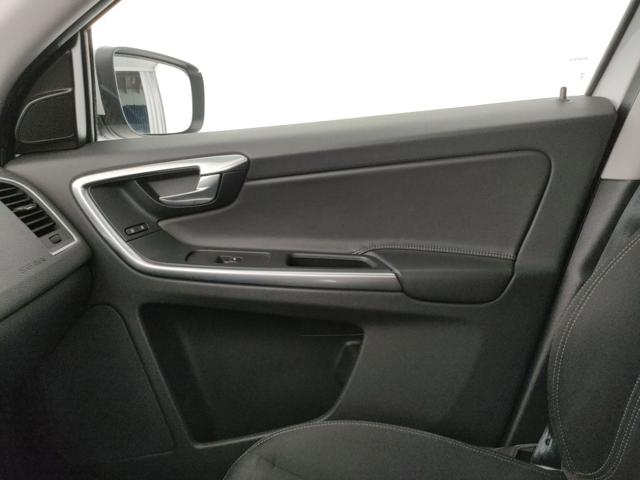 VOLVO XC60 usata, con Fari LED