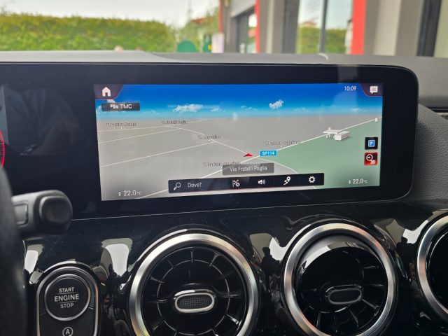 MERCEDES-BENZ GLA 200 usata, con Fari direzionali
