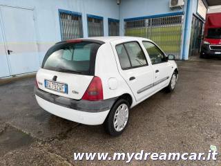 RENAULT Clio usata 19