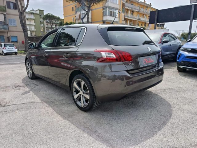 PEUGEOT 308 usata, con Alzacristalli elettrici