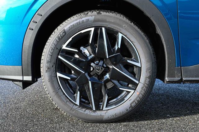 PEUGEOT 3008 usata, con Climatizzatore