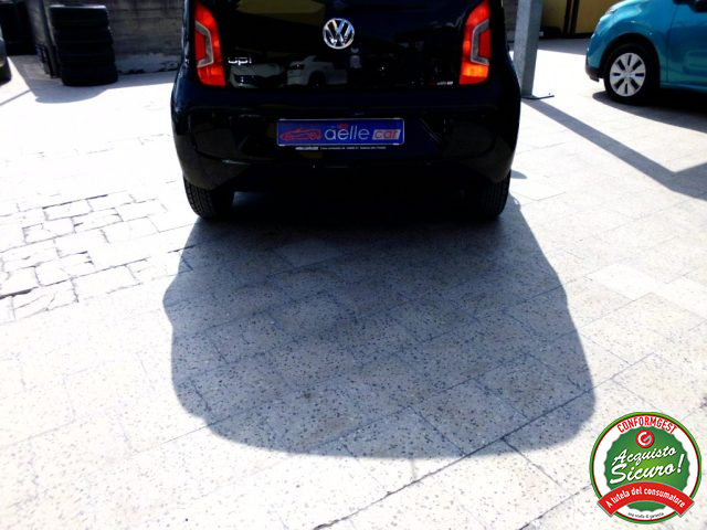 VOLKSWAGEN up! usata 31