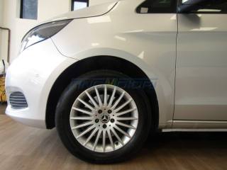 MERCEDES-BENZ V 200 usata, con Autoradio