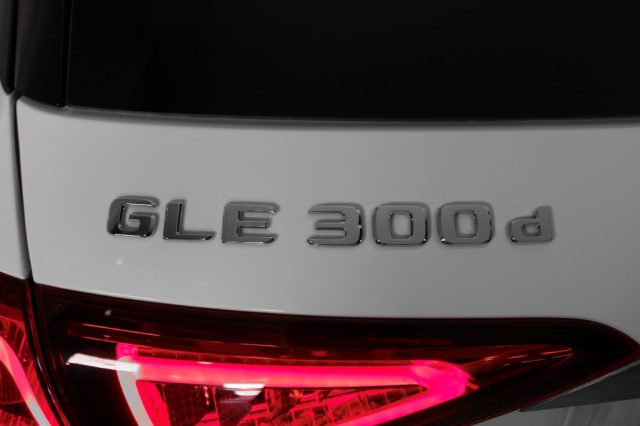 MERCEDES-BENZ GLE 300 usata, con Sensore di luce
