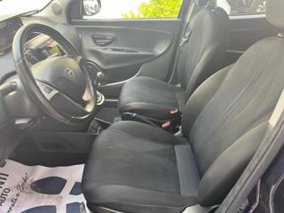 LANCIA Ypsilon usata, con Autoradio