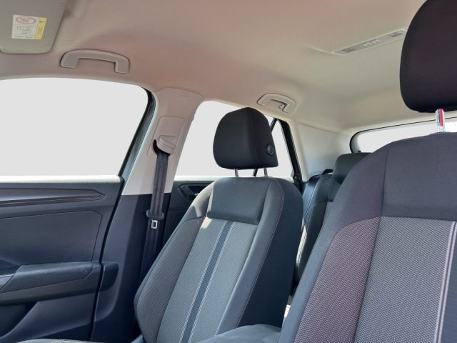VOLKSWAGEN T-Roc usata 10