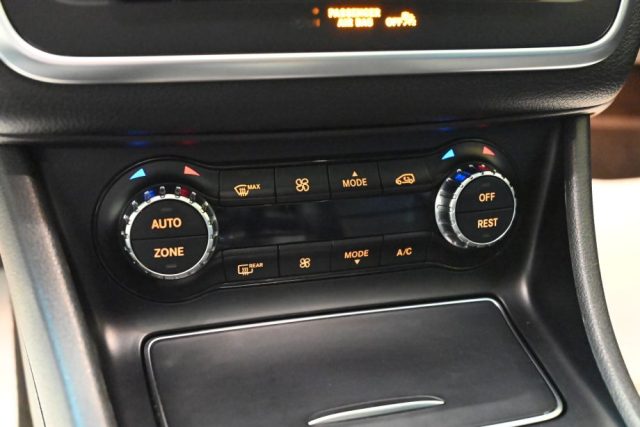 MERCEDES-BENZ GLA 200 usata 46