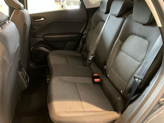 RENAULT Captur usata, con Sensori di parcheggio posteriori