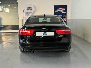 JAGUAR XE usata, con Airbag Passeggero