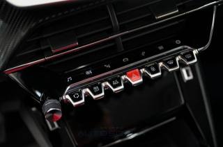 PEUGEOT 2008 usata, con Controllo trazione