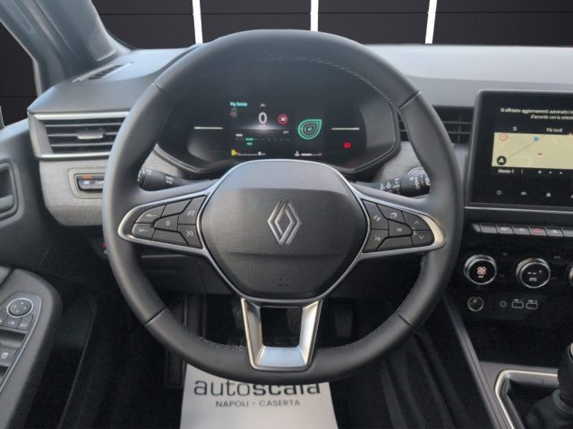 RENAULT Clio usata, con Sistema di navigazione