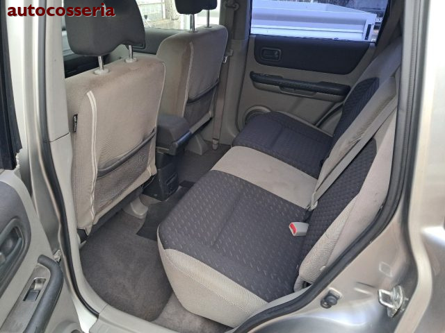 NISSAN X-Trail usata 2