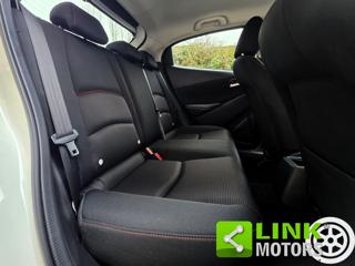 MAZDA 2 usata, con Sensori di parcheggio anteriori