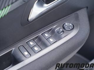 PEUGEOT 208 usata, con Bluetooth
