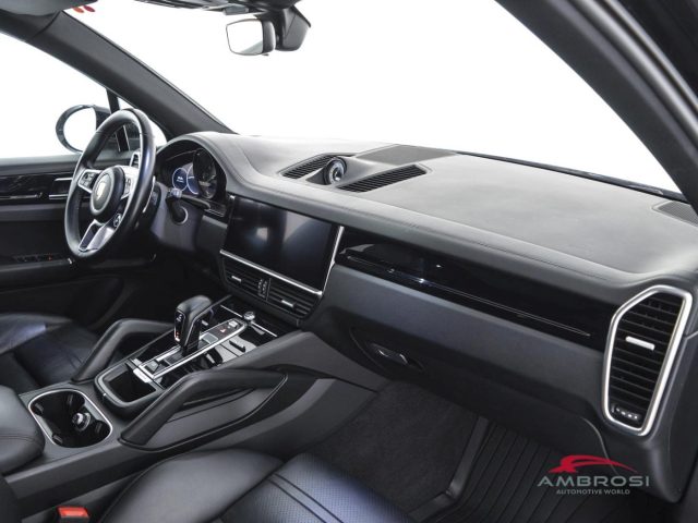 PORSCHE Cayenne usata 11