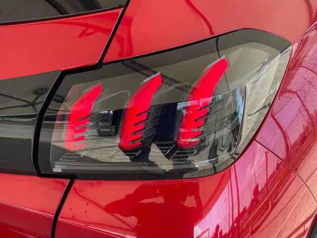 PEUGEOT 208 usata, con Bluetooth