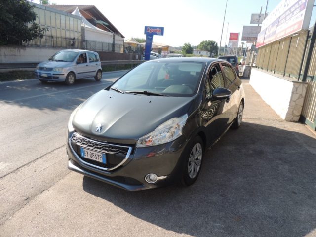 PEUGEOT 208 usata, con Airbag