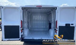 OPEL Movano usata, con Alzacristalli elettrici