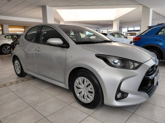 TOYOTA Yaris usata, con Autoradio