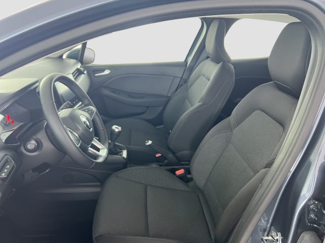 RENAULT Clio usata 8