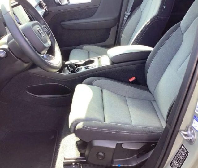 VOLVO XC40 usata, con Controllo trazione