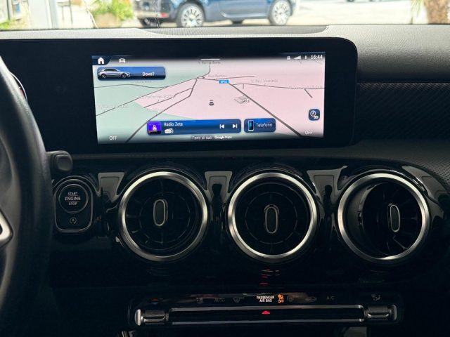 MERCEDES-BENZ A 180 usata, con Fari LED