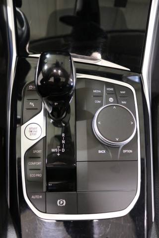 BMW 330 usata, con Touch screen