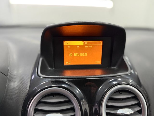 OPEL Corsa usata, con Servosterzo