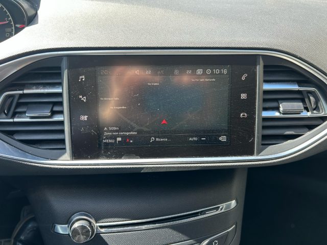 PEUGEOT 308 usata, con Fari Xenon