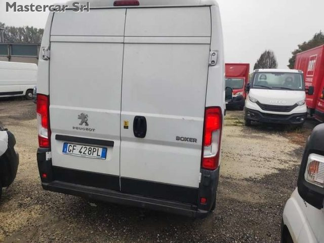PEUGEOT Boxer usata, con Alzacristalli elettrici
