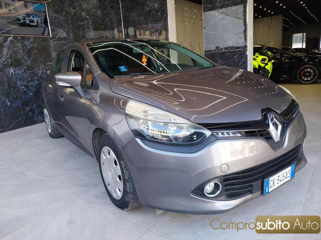 RENAULT Clio usata, con Alzacristalli elettrici