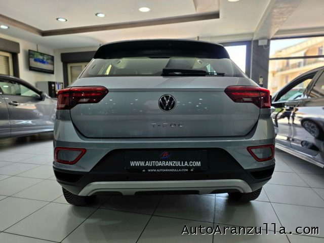 VOLKSWAGEN T-Roc usata, con Alzacristalli elettrici