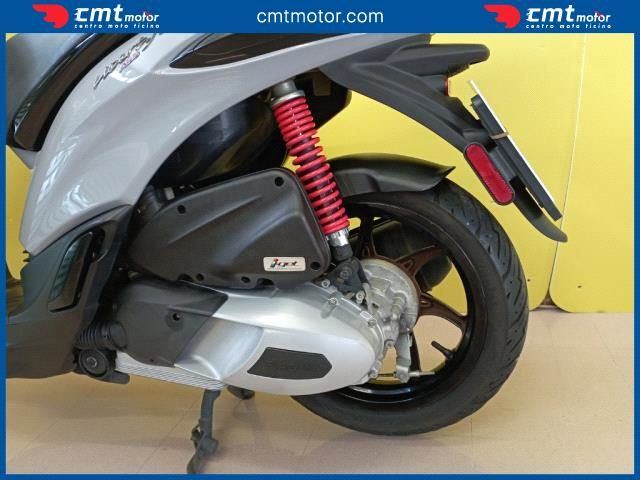 PIAGGIO Liberty 125 usata 11