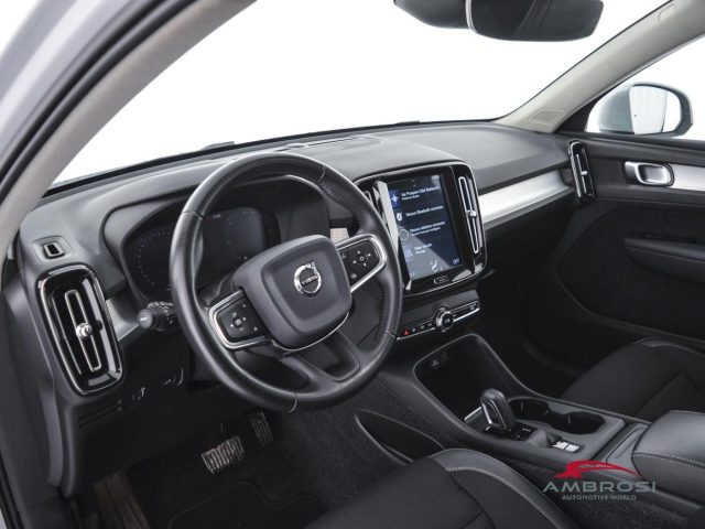 VOLVO XC40 usata 7