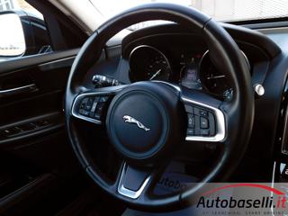 JAGUAR XE usata, con Airbag testa