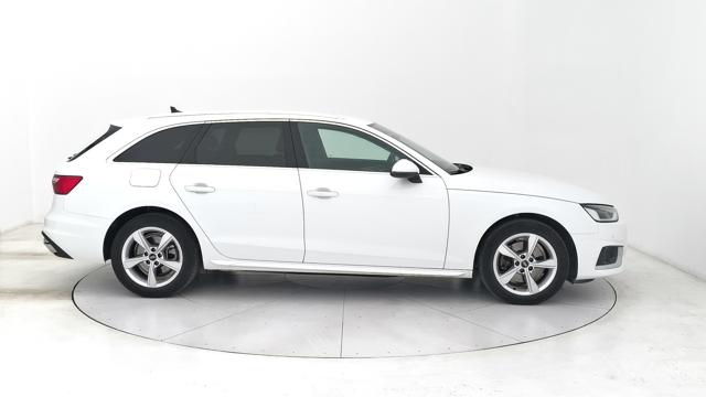AUDI A4 usata, con Autoradio