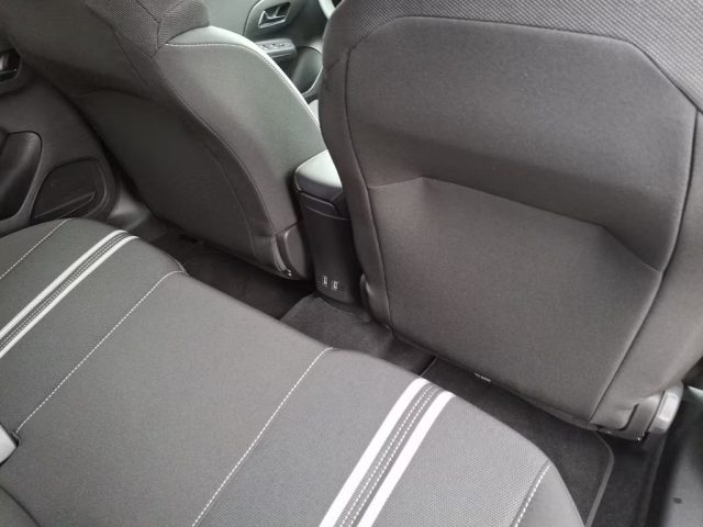OPEL Corsa usata, con Cruise Control