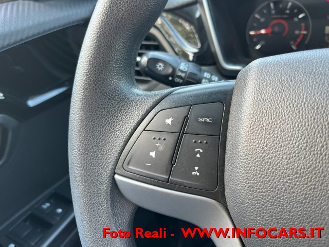 MAHINDRA KUV100 usata, con Vivavoce