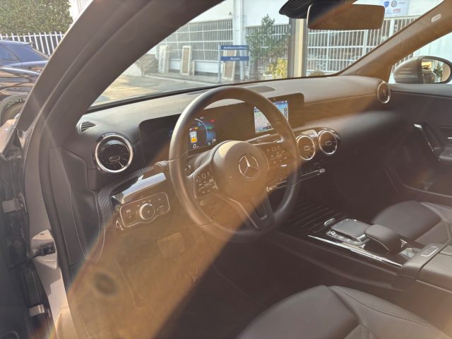MERCEDES-BENZ A 180 usata, con USB