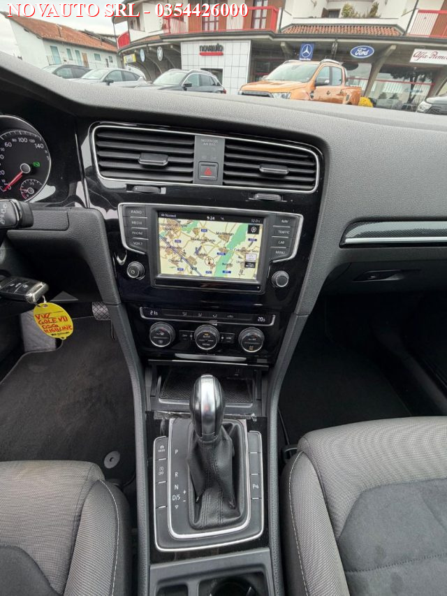 VOLKSWAGEN Golf usata, con Bracciolo