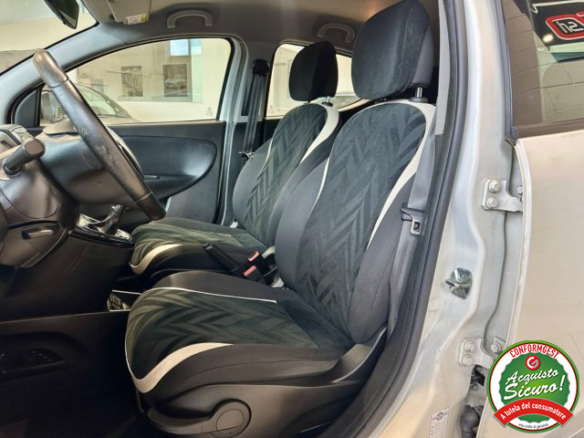 LANCIA Ypsilon usata, con Climatizzatore