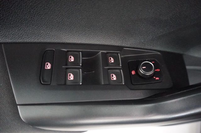 VOLKSWAGEN Polo usata, con Touch screen