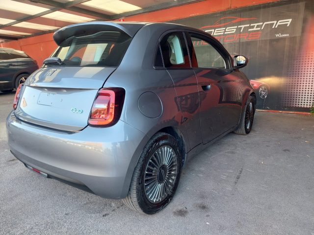 FIAT 500e usata, con Autoradio