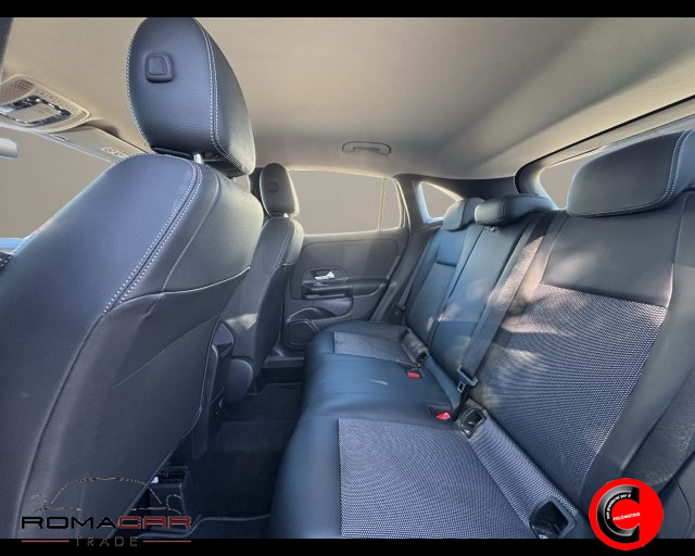 MERCEDES-BENZ GLA 180 usata, con Bracciolo