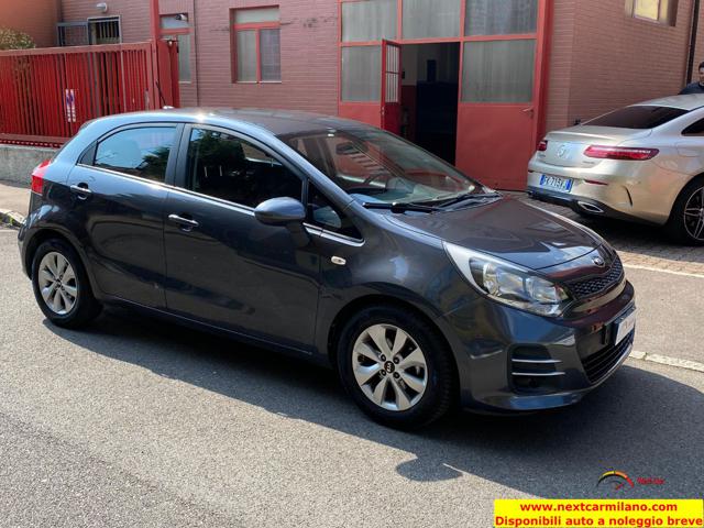 KIA Rio usata, con Airbag laterali