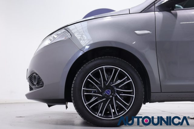 LANCIA Ypsilon usata, con Sedile posteriore sdoppiato