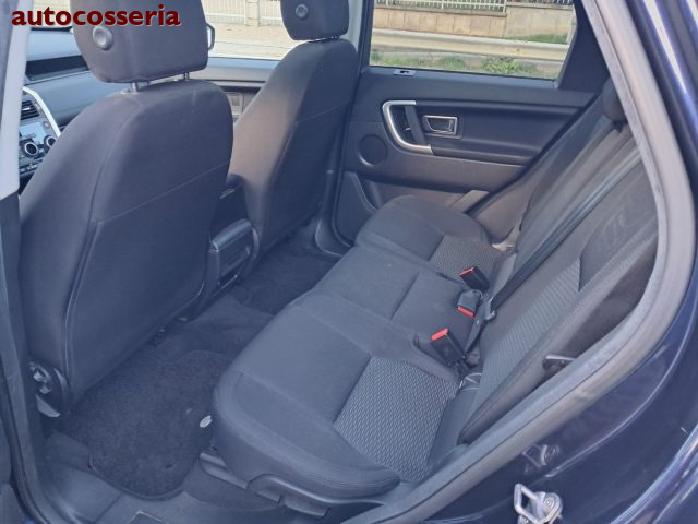 LAND ROVER Discovery Sport usata 9