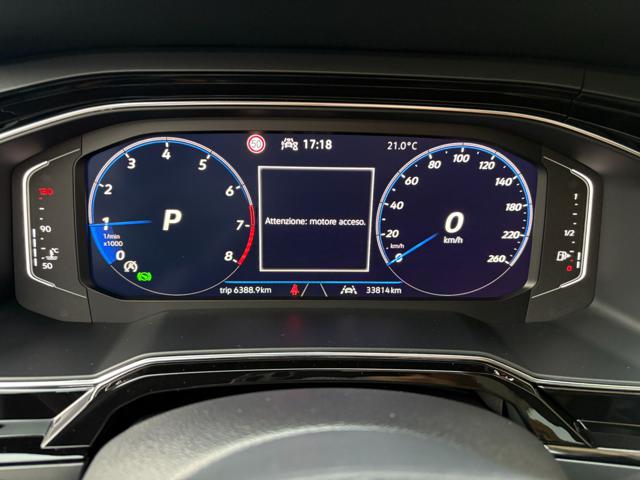 VOLKSWAGEN Taigo usata, con USB