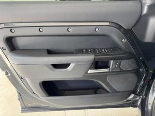 LAND ROVER Defender usata, con Controllo automatico clima