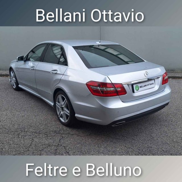 MERCEDES-BENZ E 220 usata, con Cerchi in lega